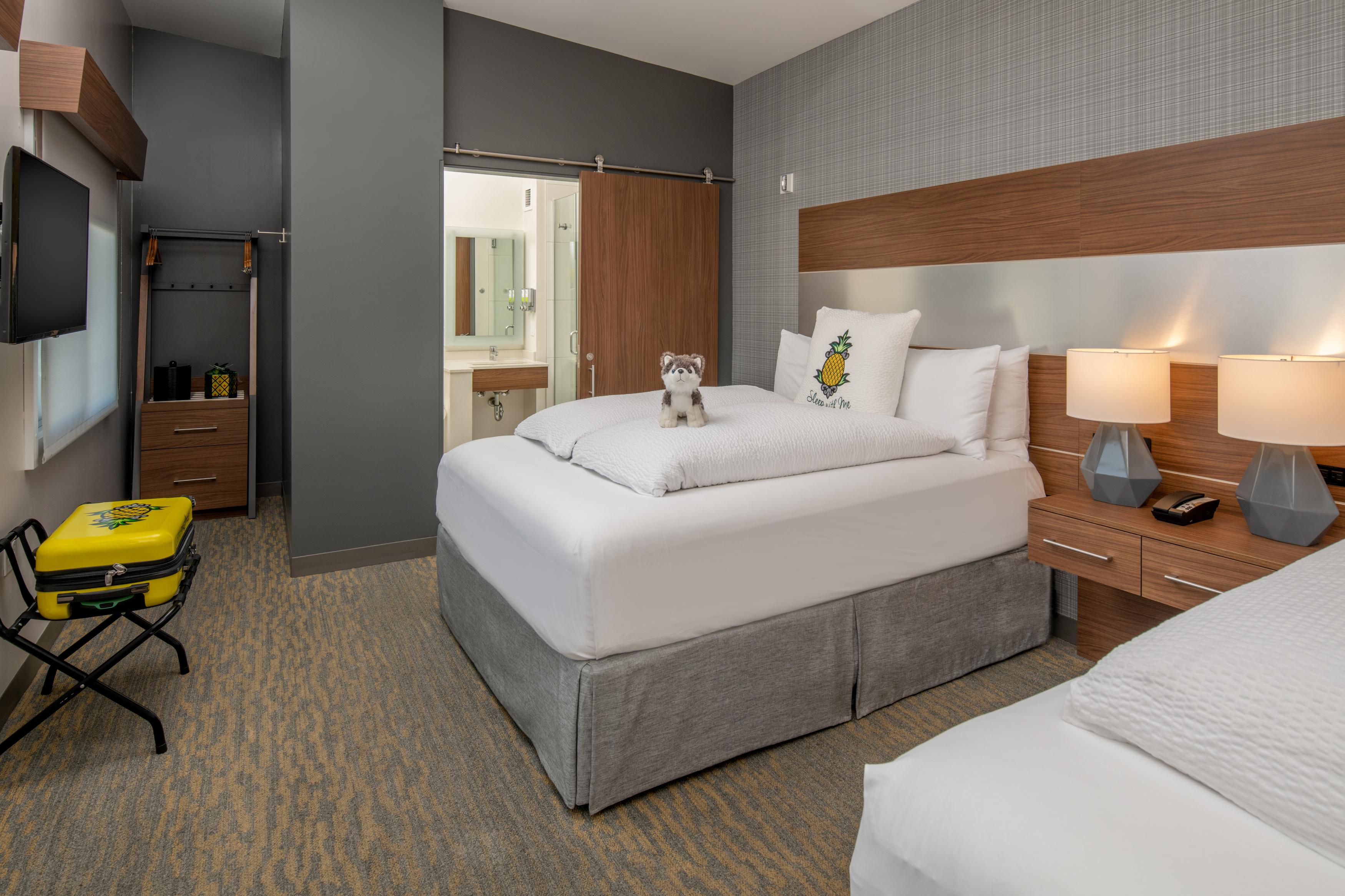 Staypineapple, Hotel Z, Gaslamp San Diego 3*