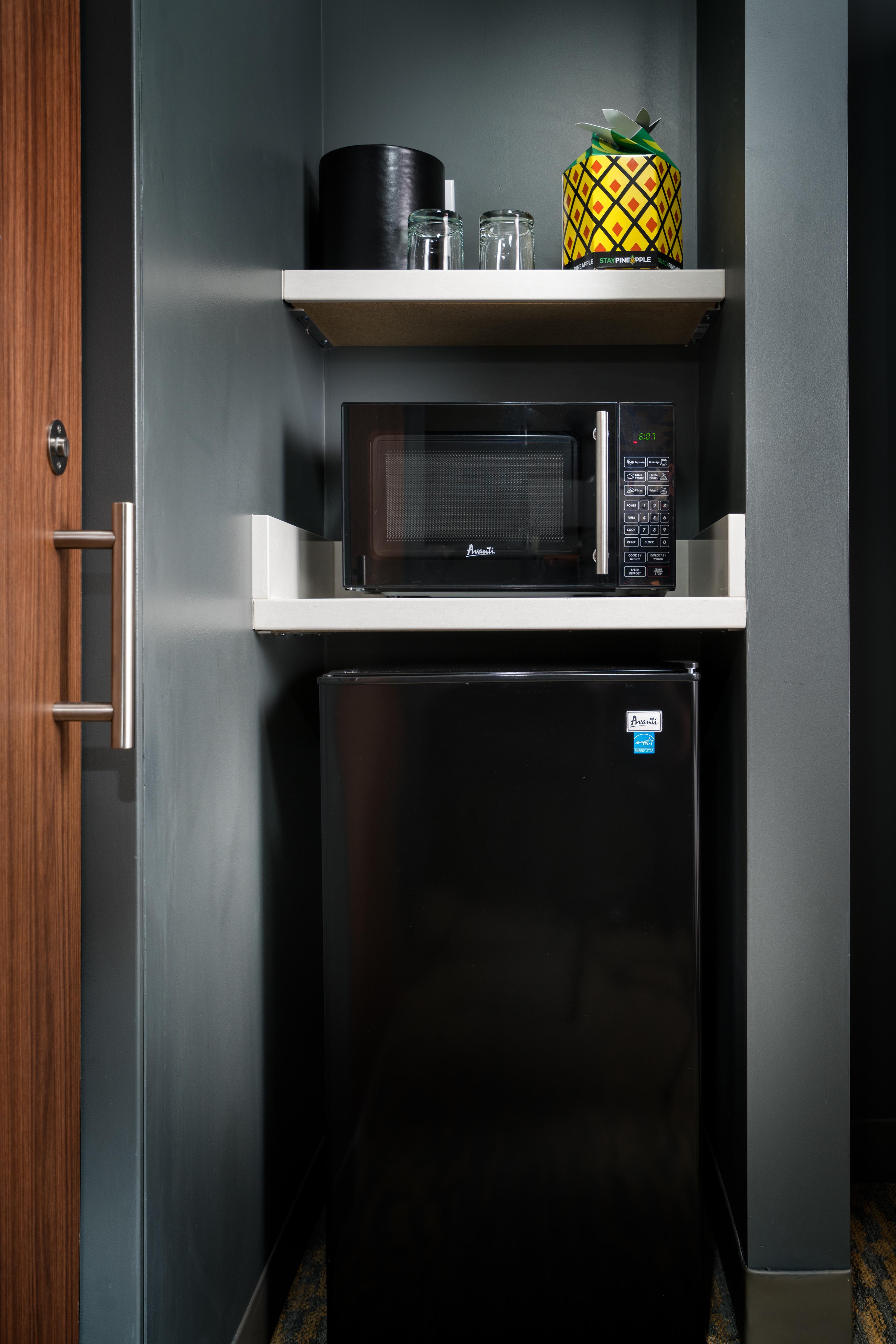 Staypineapple, Hotel Z, Gaslamp San Diego Hotel 3*