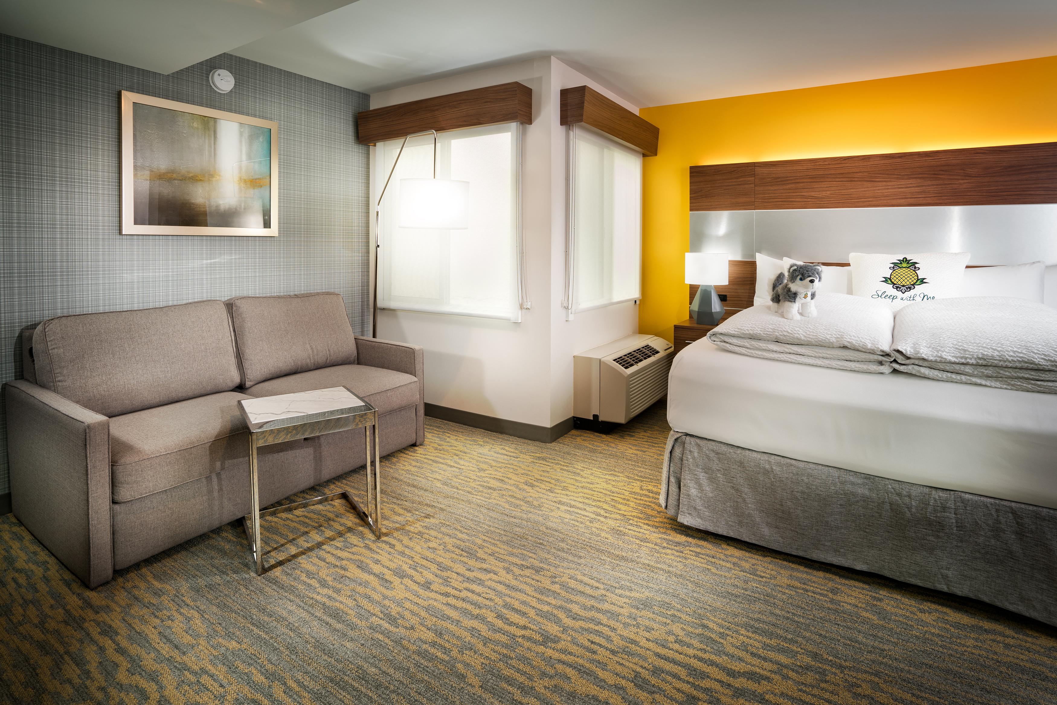 Staypineapple, Hotel Z, Gaslamp San Diego San Diego