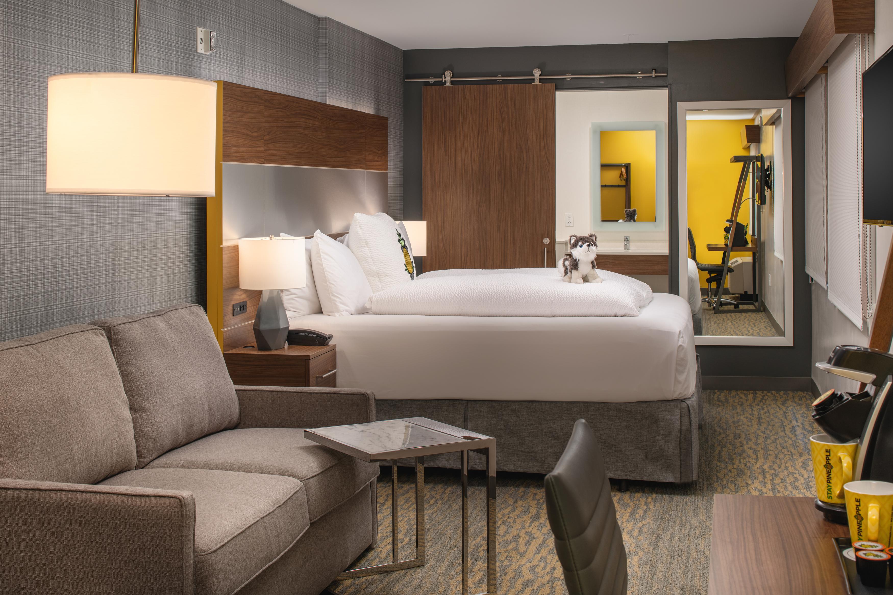 Staypineapple, Hotel Z, Gaslamp San Diego Hotel San Diego