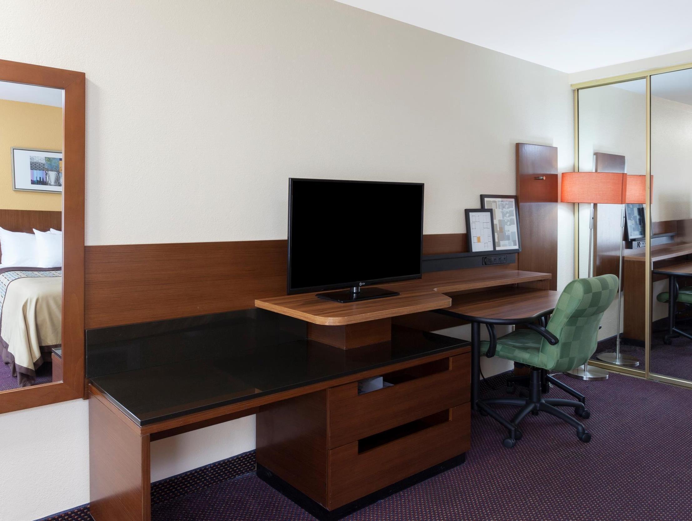 Days By Wyndham Mission Valley-sdsu San Diego