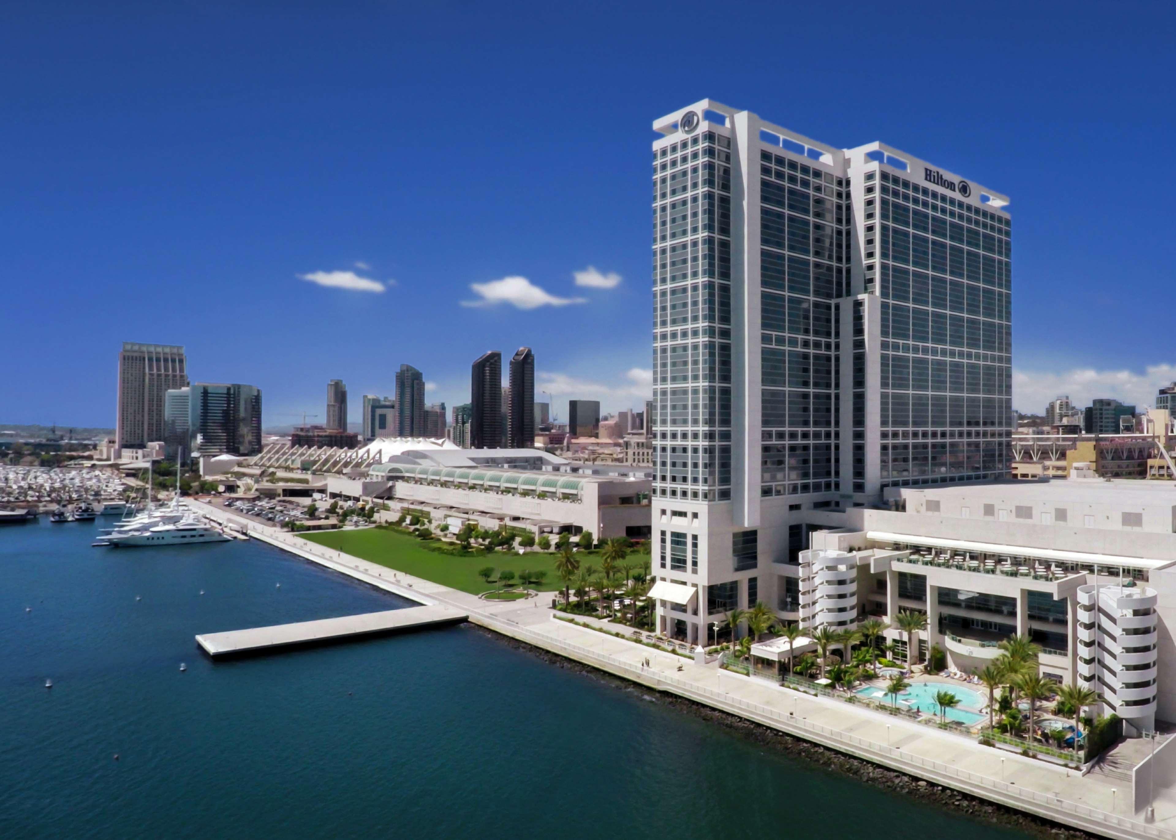 Hilton Bayfront Hotel 4*