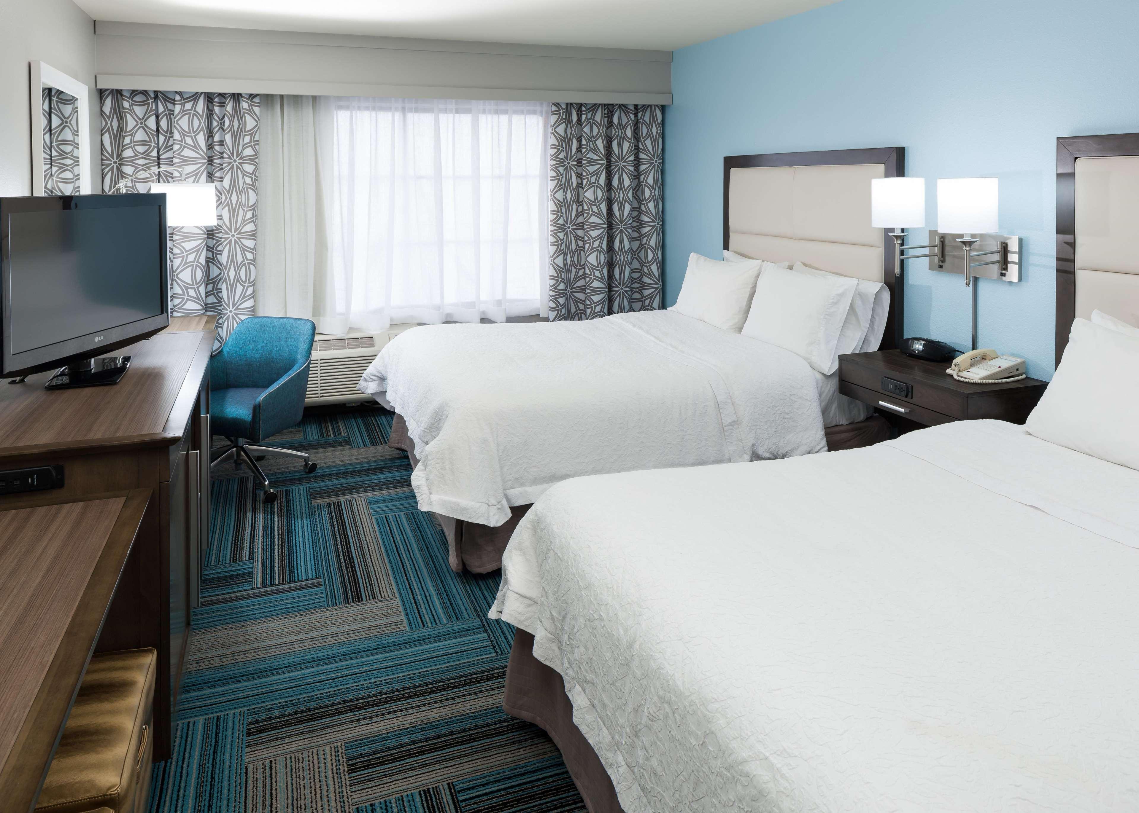 Hotel Hampton Downtown 3*