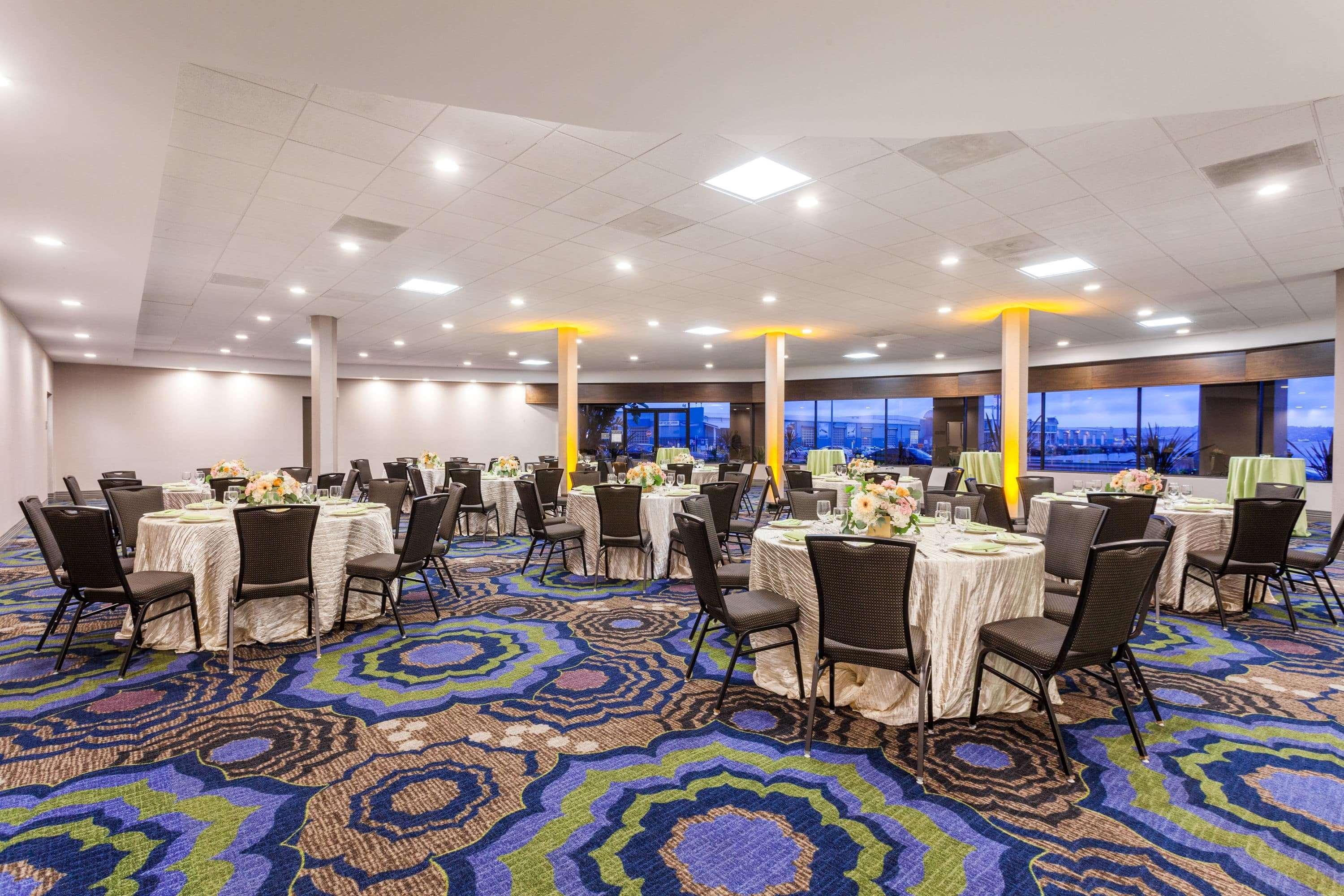 Hotel Wyndham Bayside 3*