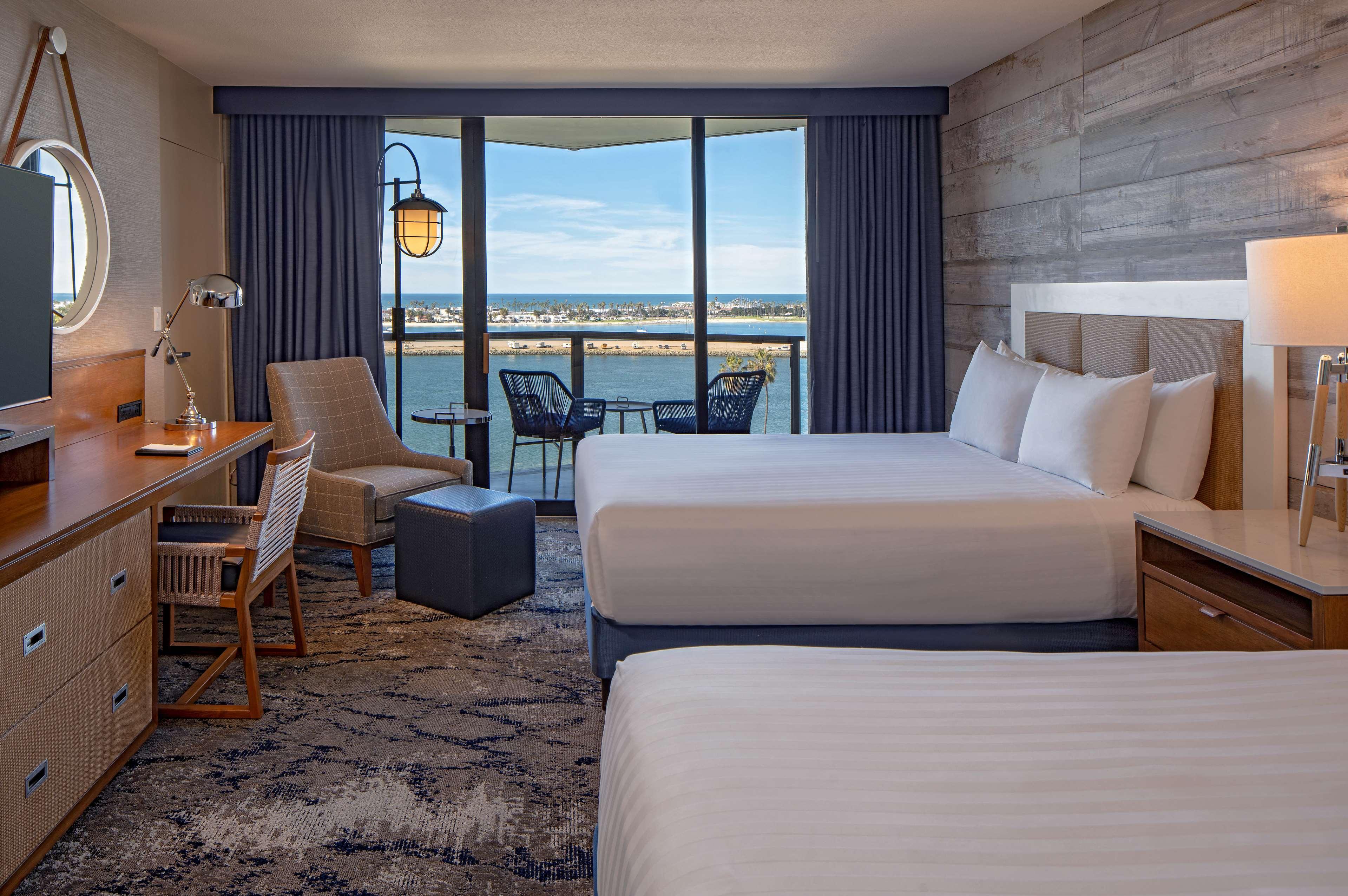 Hotel Hyatt Regency Mission Bay And Marina 4*