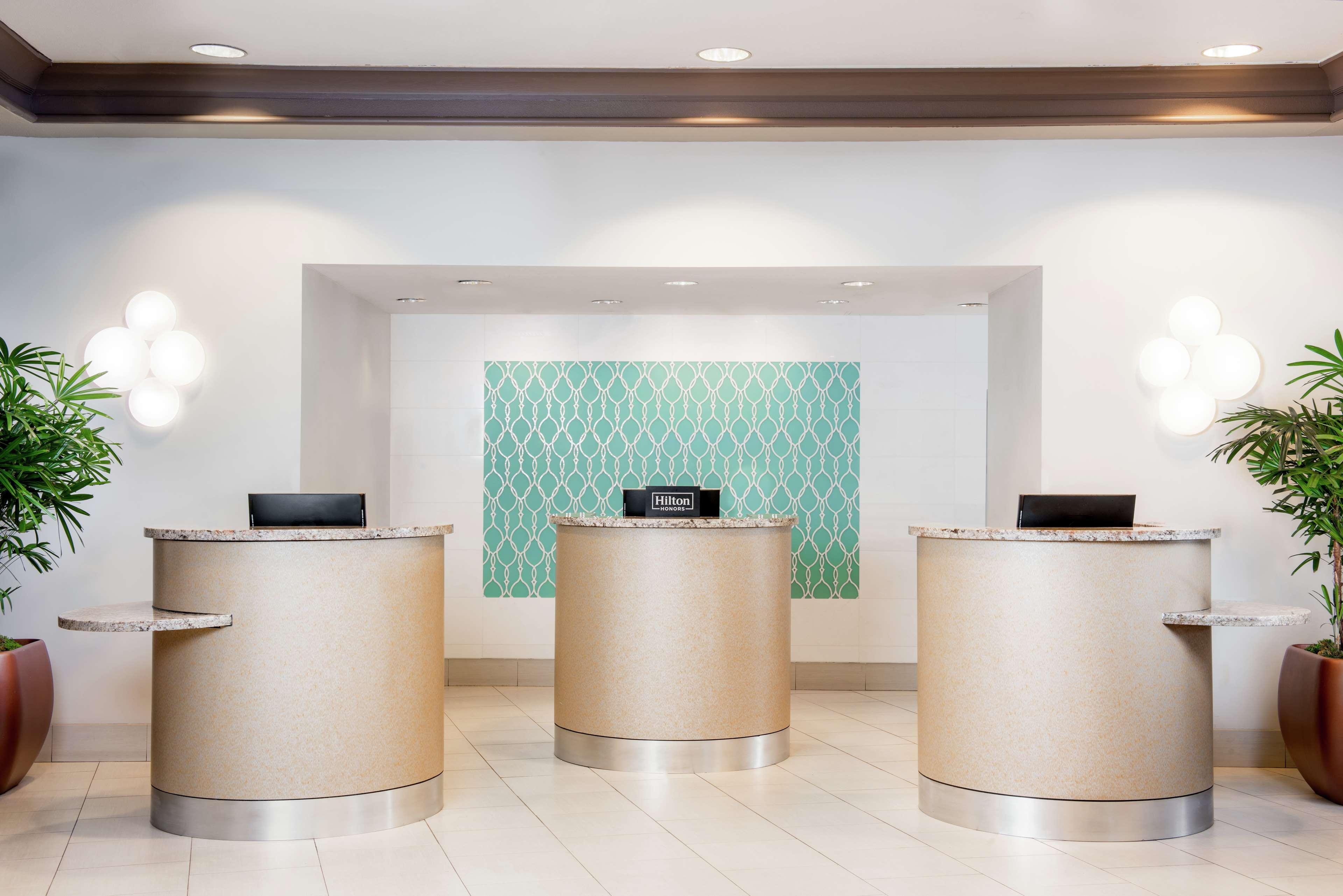 Hilton Airport/harbor Island Hotel San Diego