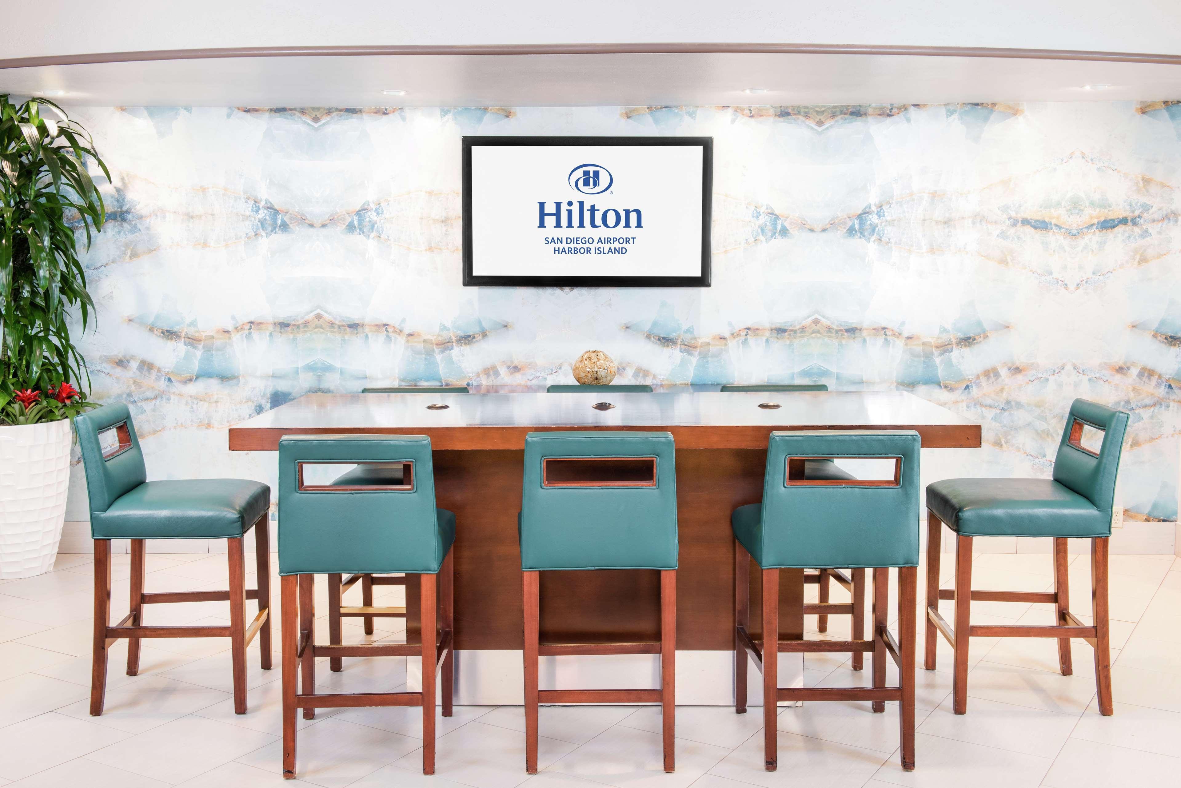 Hilton Airport/harbor Island Hotel 3*