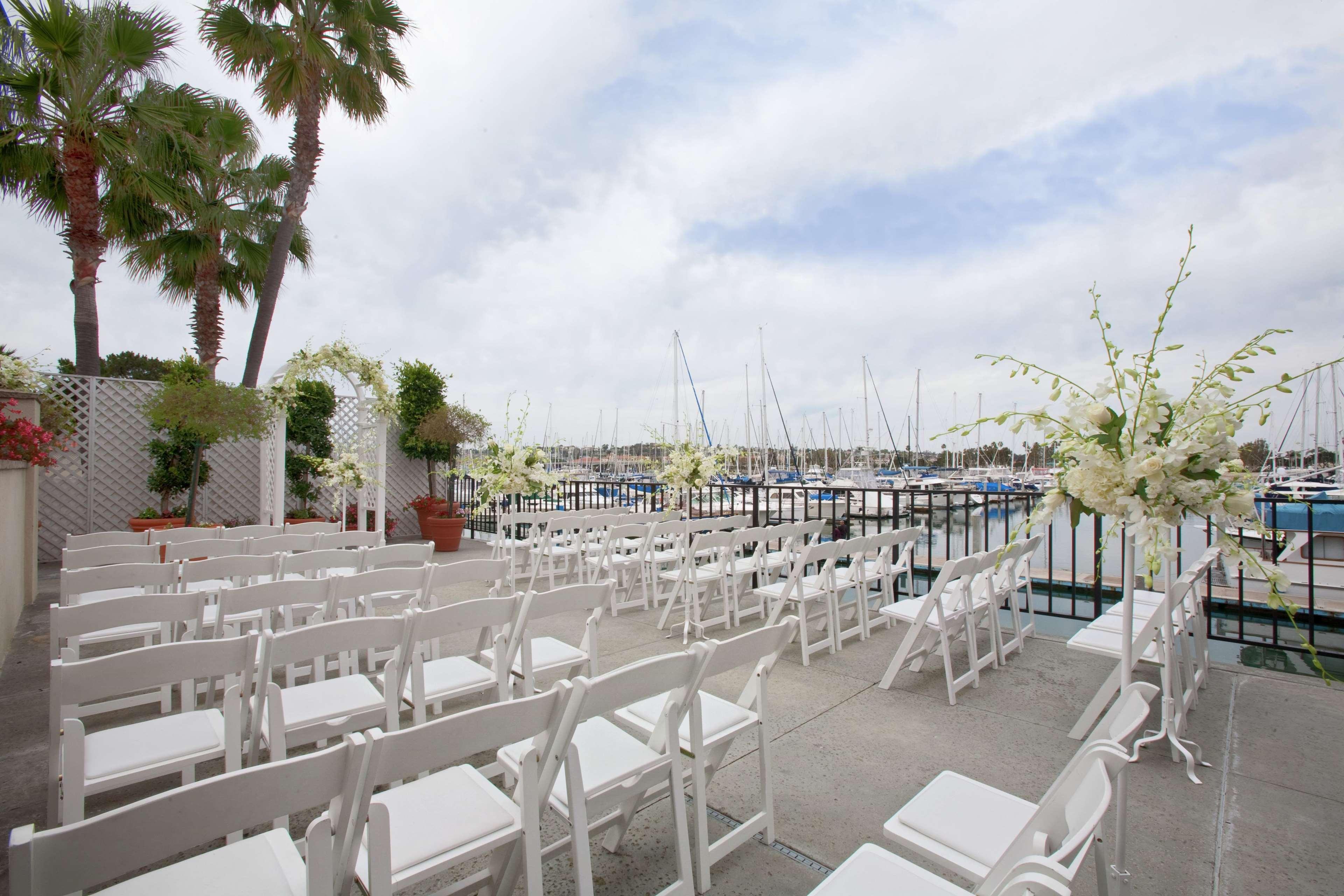Hilton Airport/harbor Island Hotel 3*