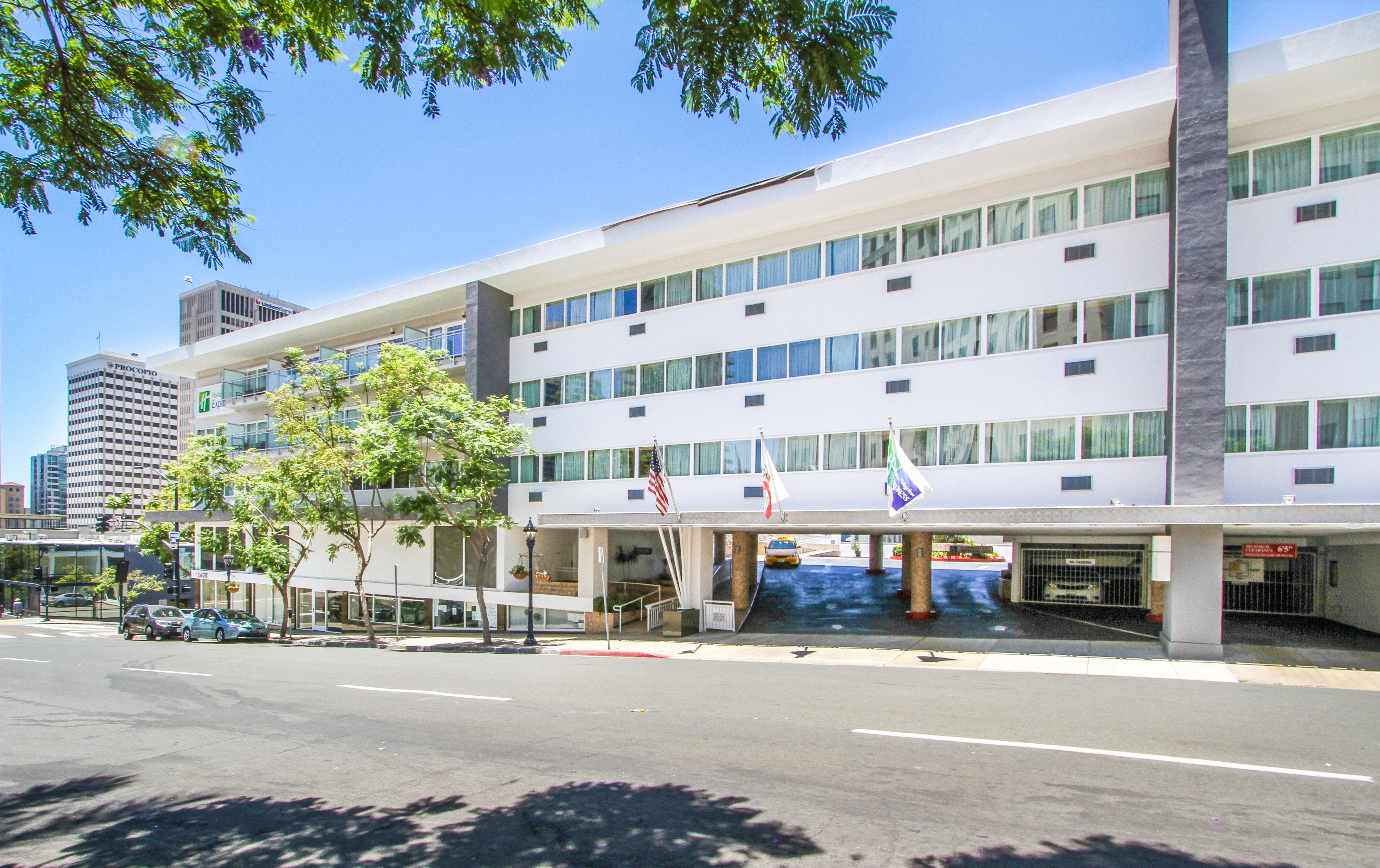 Express - Downtown By Ihg Hotel 3*