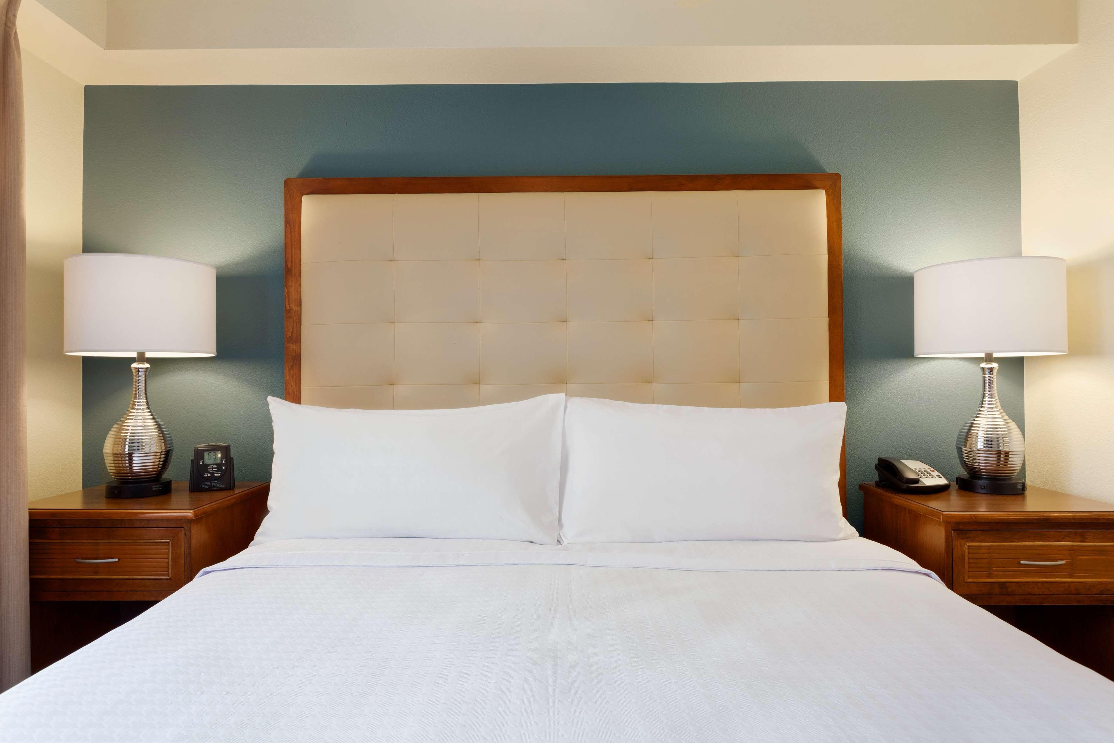 Homewood By Hilton Airport-liberty Station 3*