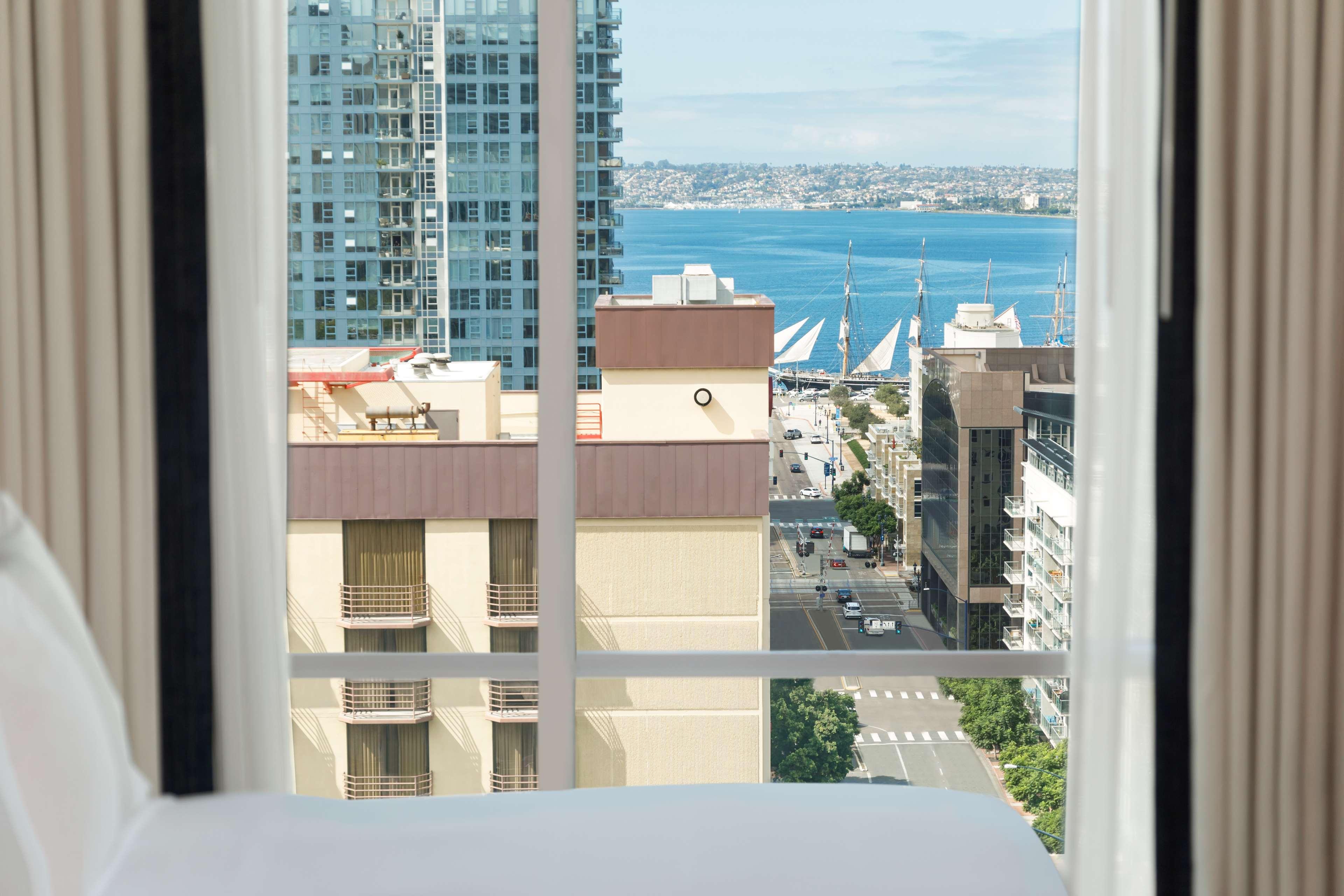 Carte Downtown, Curio Collection By Hilton 4*