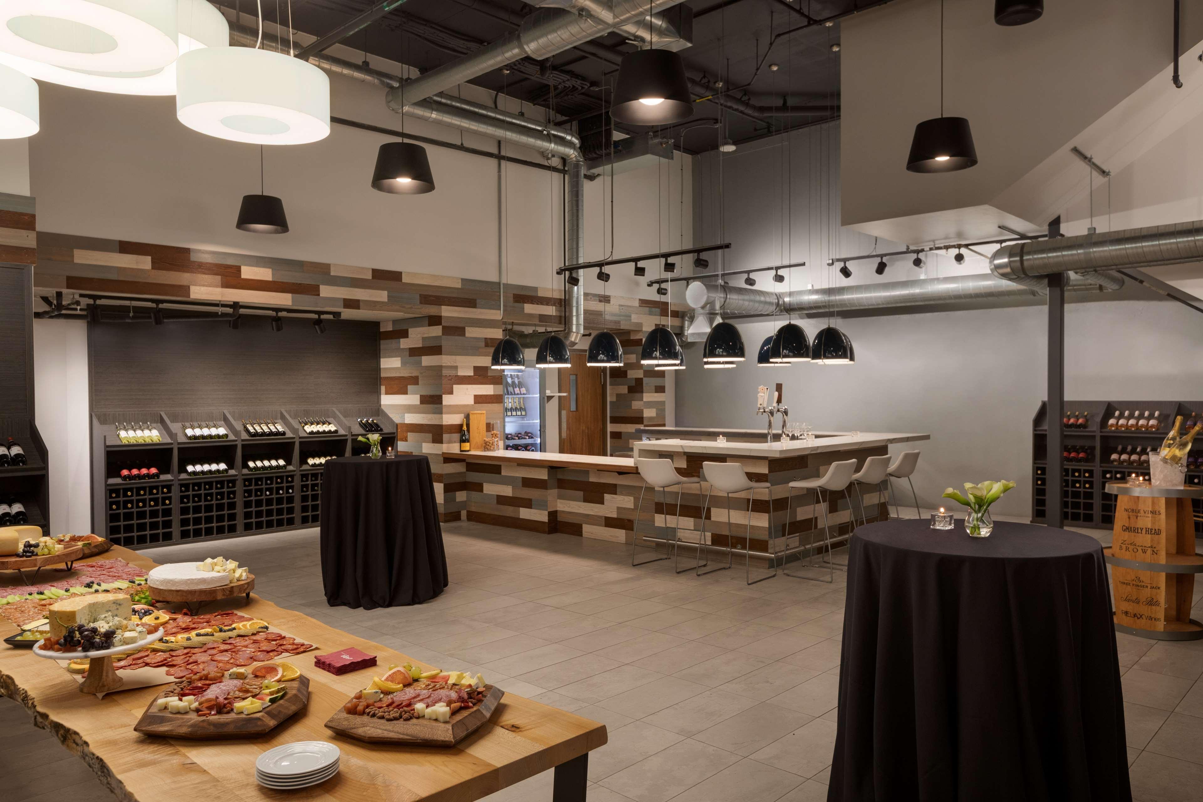 Carte Downtown, Curio Collection By Hilton San Diego