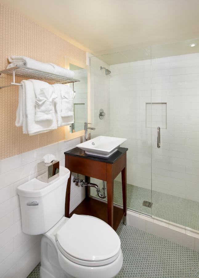 Cormorant Boutique 3* San Diego