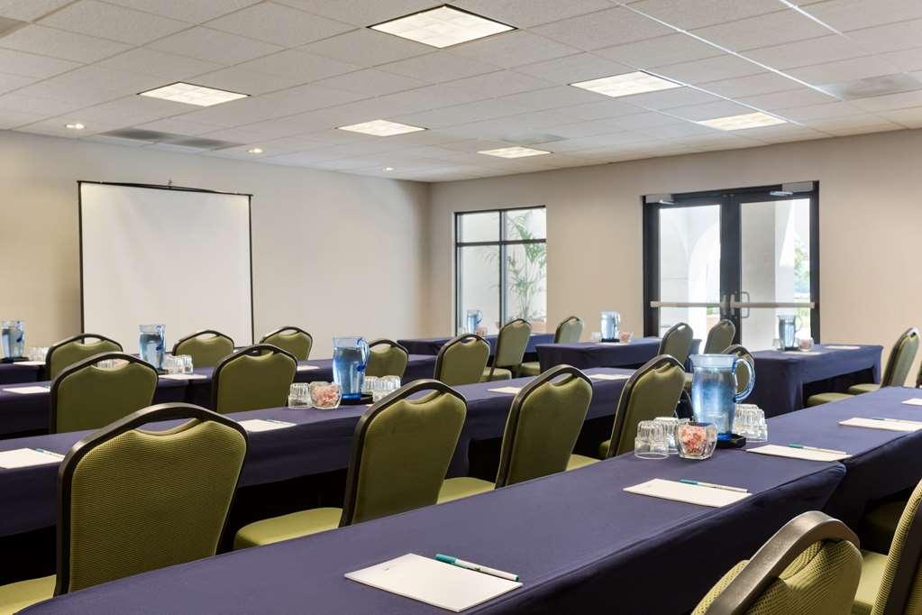 Hotel Homewood By Hilton Airport-liberty Station San Diego