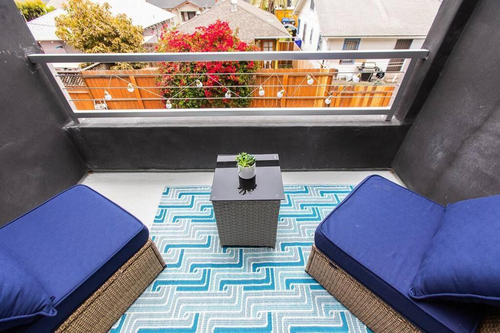Professionals-restaurants-fastwifi-a C-desk- Pets Apartment *