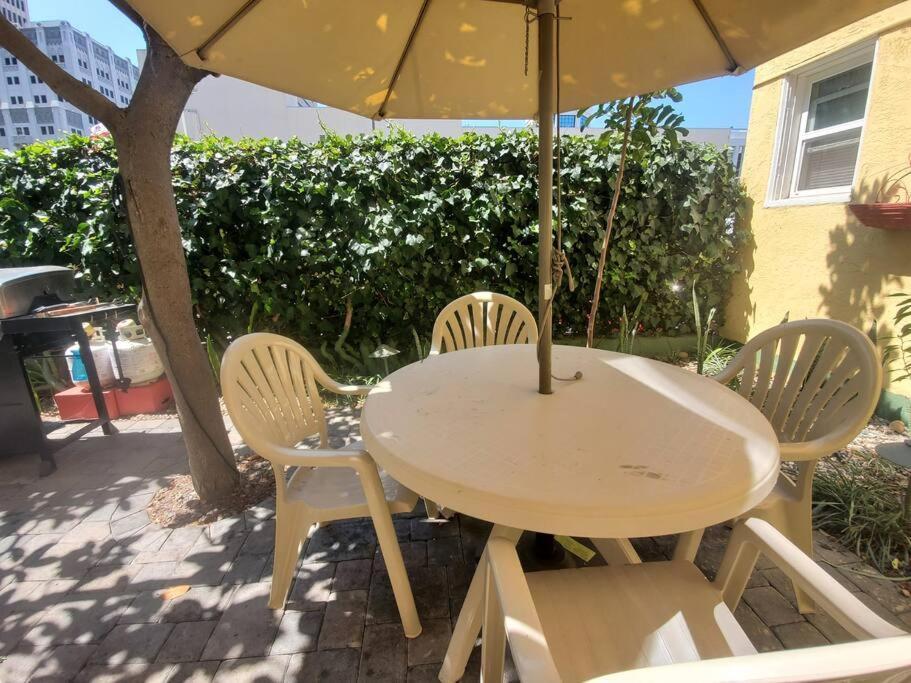Apartment Love-themed Studio For Two Downtown! Perfect To Experience The City! *