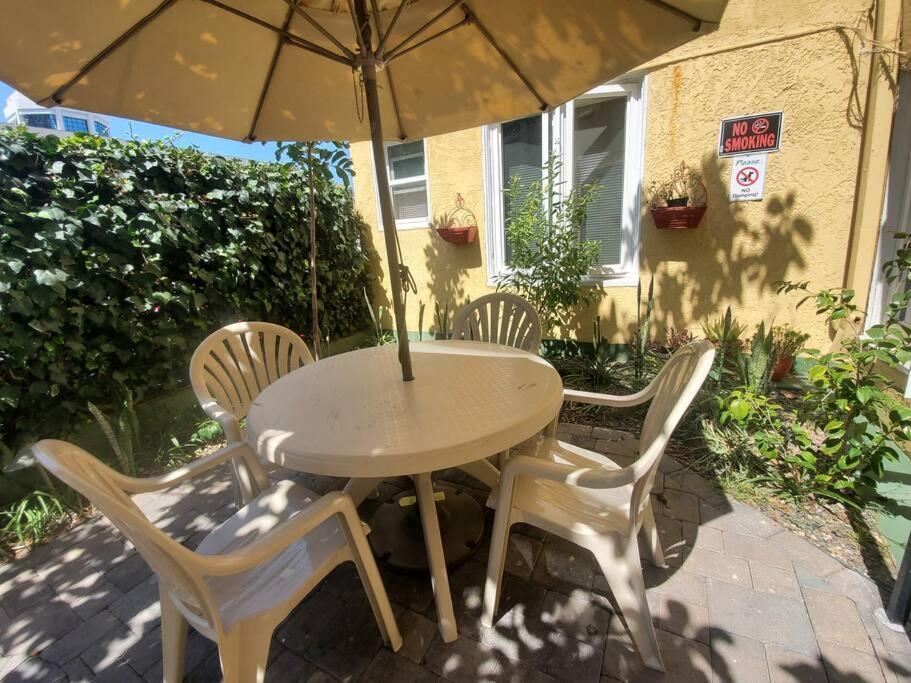 Apartment Love-themed Studio For Two Downtown! Perfect To Experience The City! San Diego