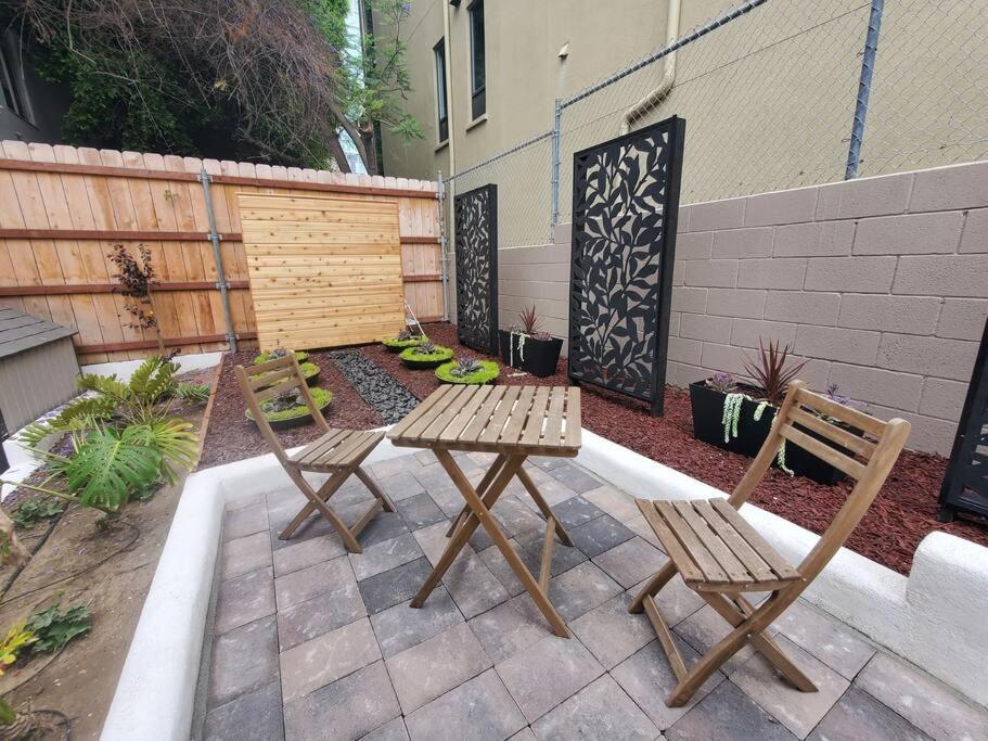 Apartment Centrally Located Studio And Cozy Place Perfect For Travelers And Couples! Located In Downtown! Perfect For Your Quick Getaway! San Diego