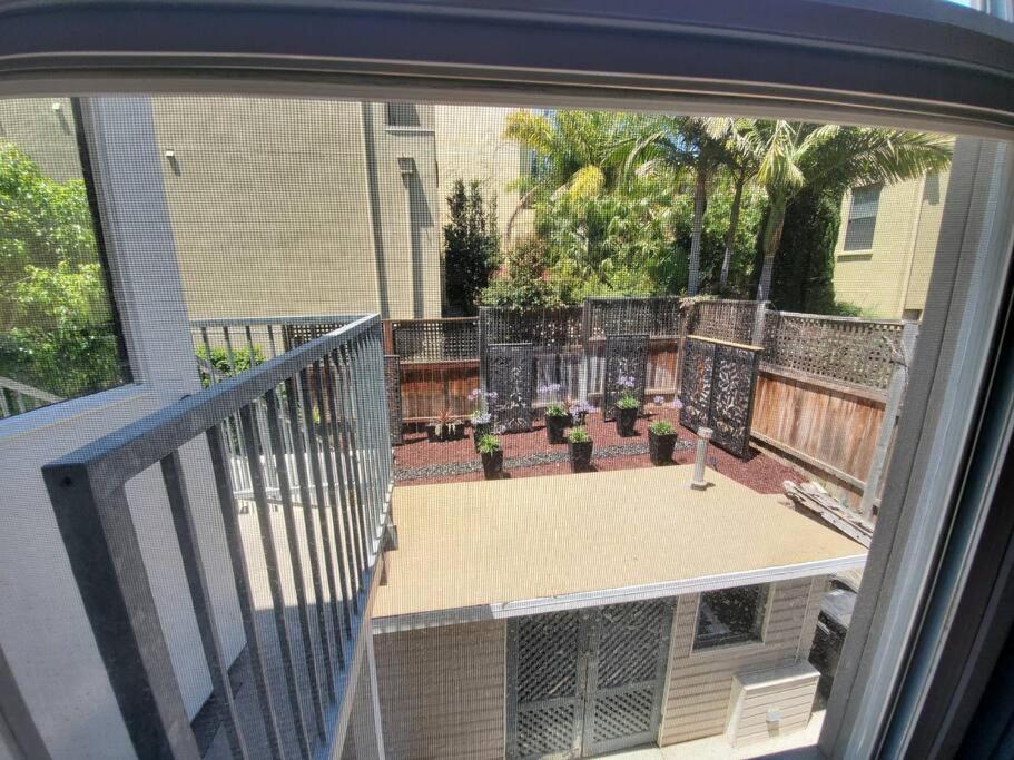 Centrally Located Studio And Cozy Place Perfect For Travelers And Couples! Located In Downtown! Perfect For Your Quick Getaway! San Diego