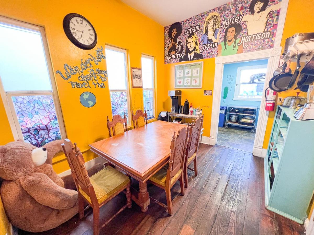 Ith Adventure (adults Only) Hostel *