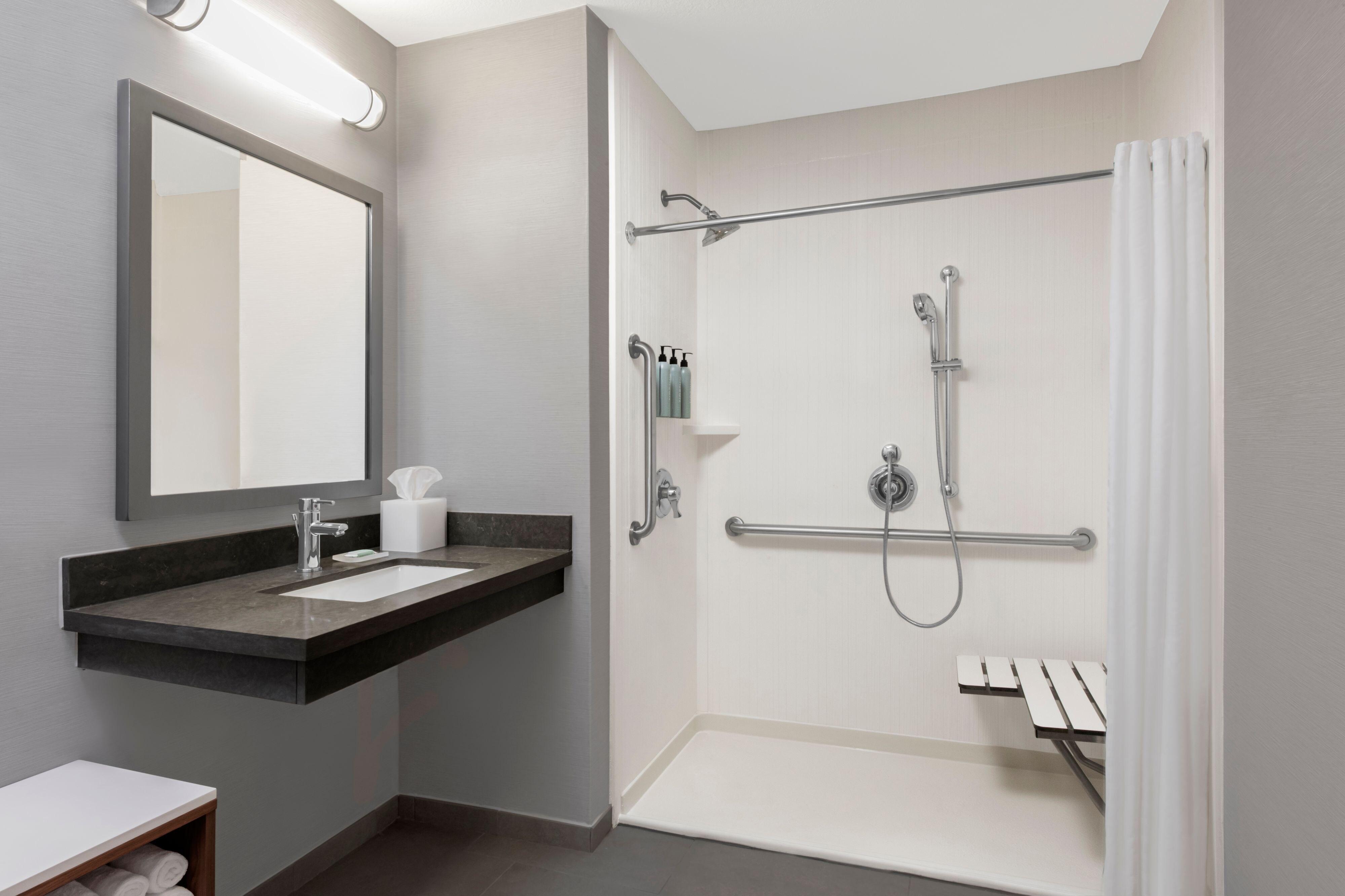 Hotel Courtyard By Marriott Miramar 3*