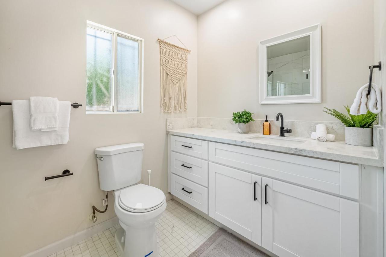 Downtown Beauty - Unit B