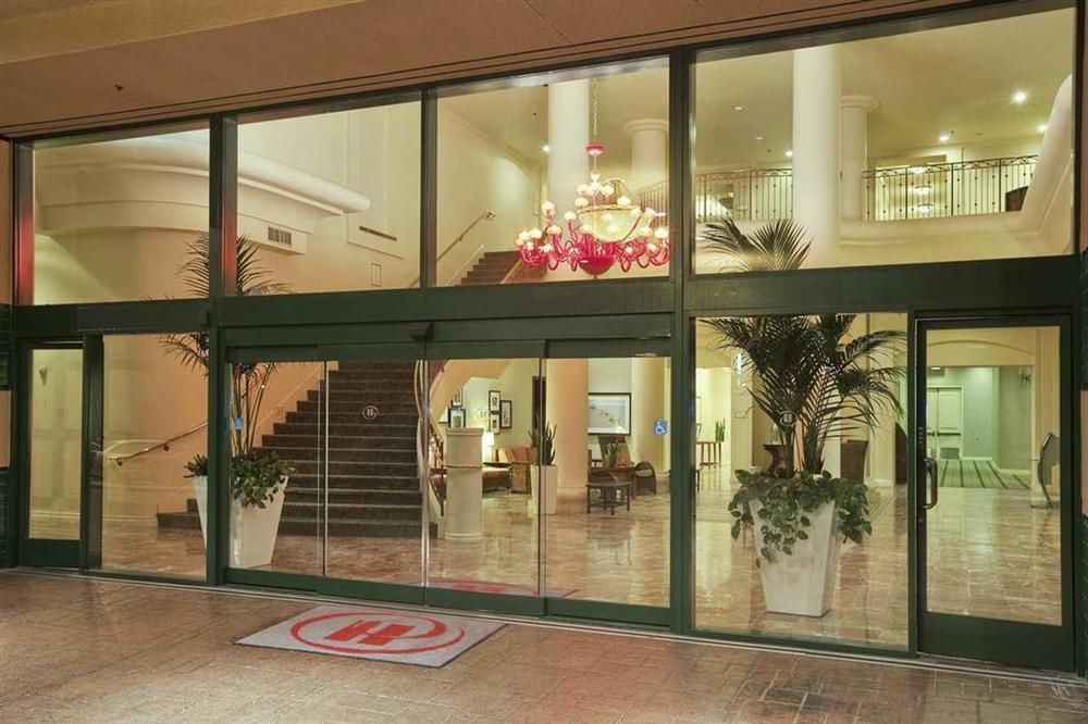 Hotel Hilton Mission Valley 4*