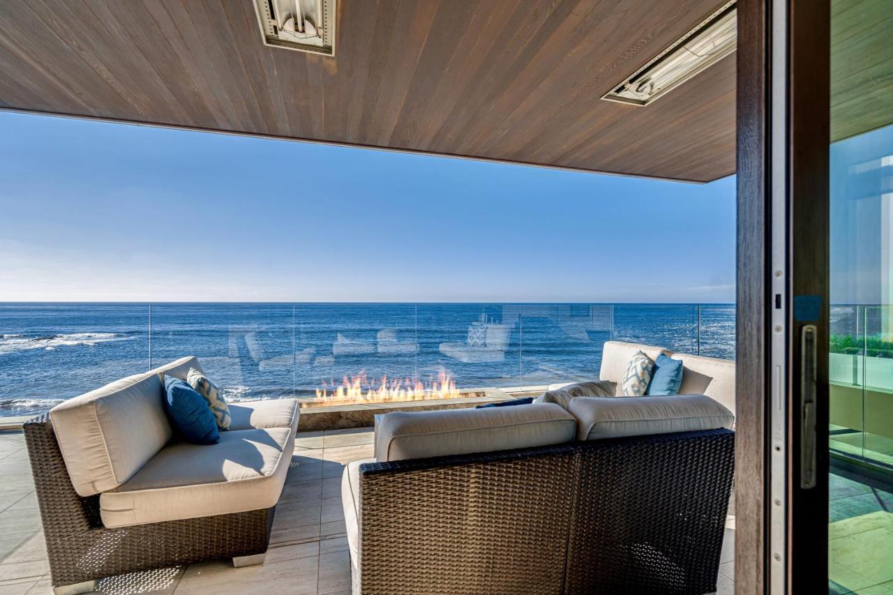 Holiday home Luxury Beachfront With Hot Tub & Ocean Views *