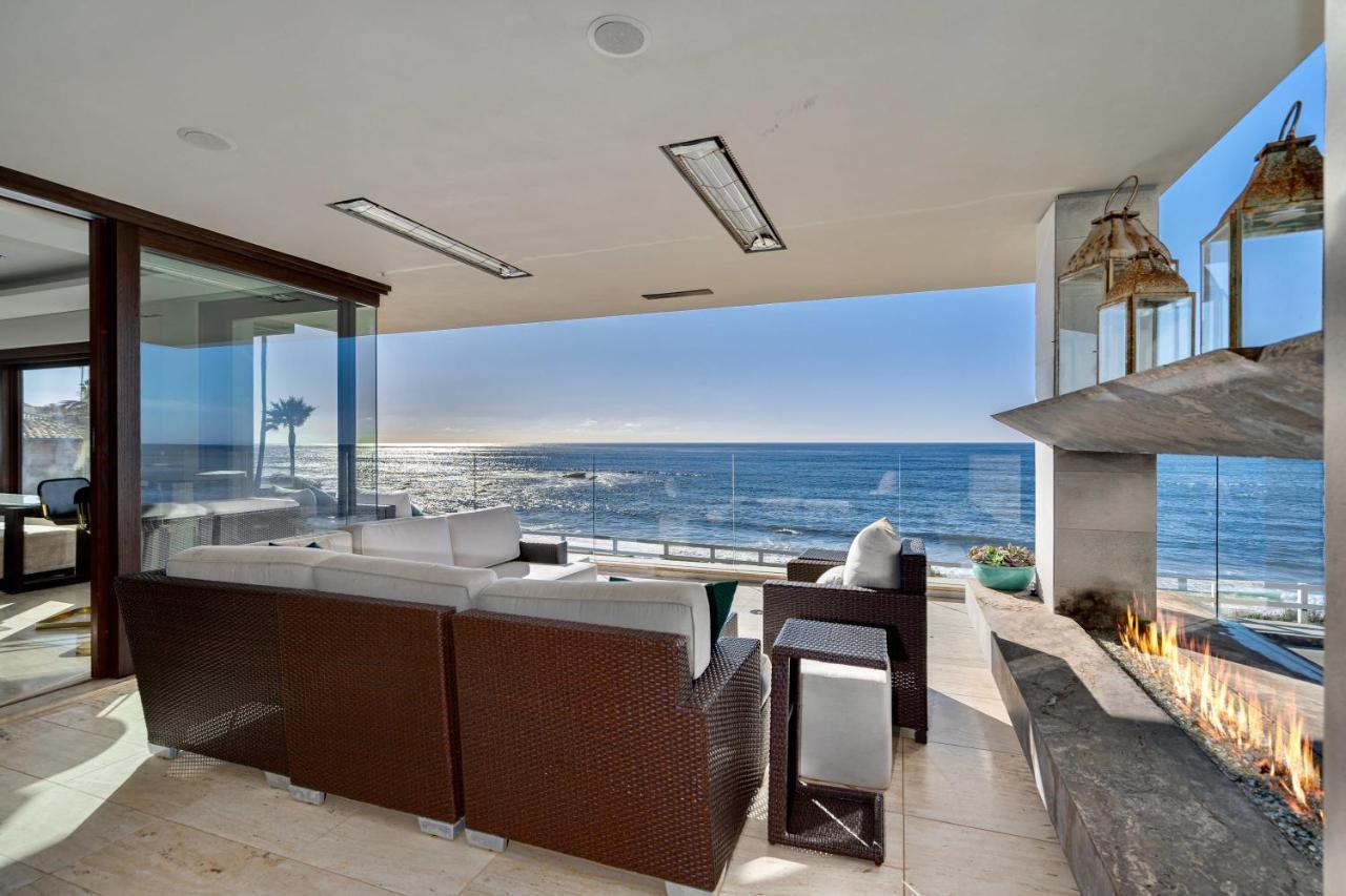 Luxury Beachfront With Hot Tub & Ocean Views Holiday home *