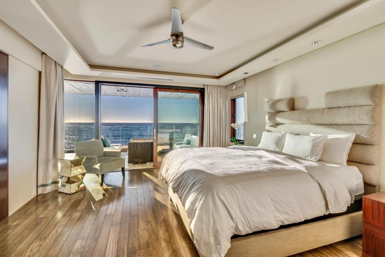 Luxury Beachfront With Hot Tub & Ocean Views *