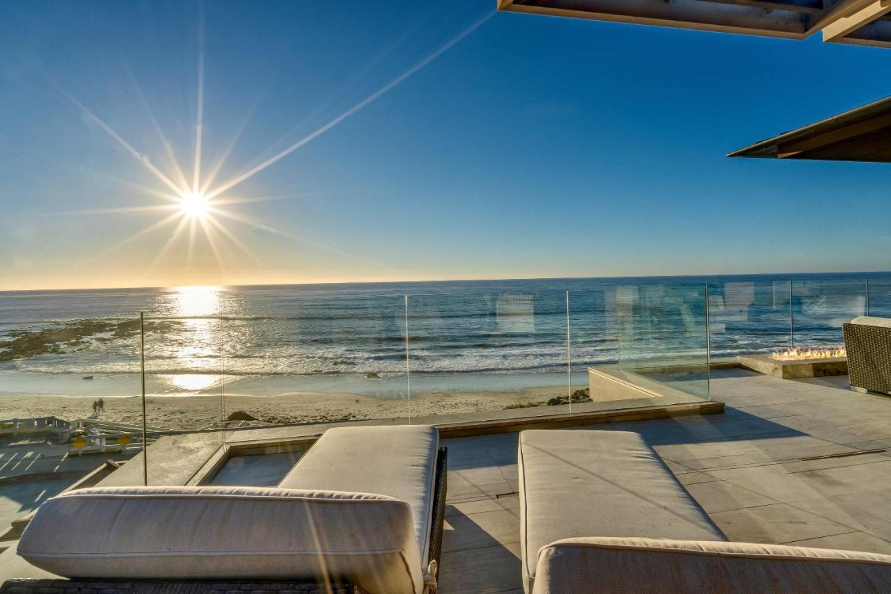 Luxury Beachfront With Hot Tub & Ocean Views *
