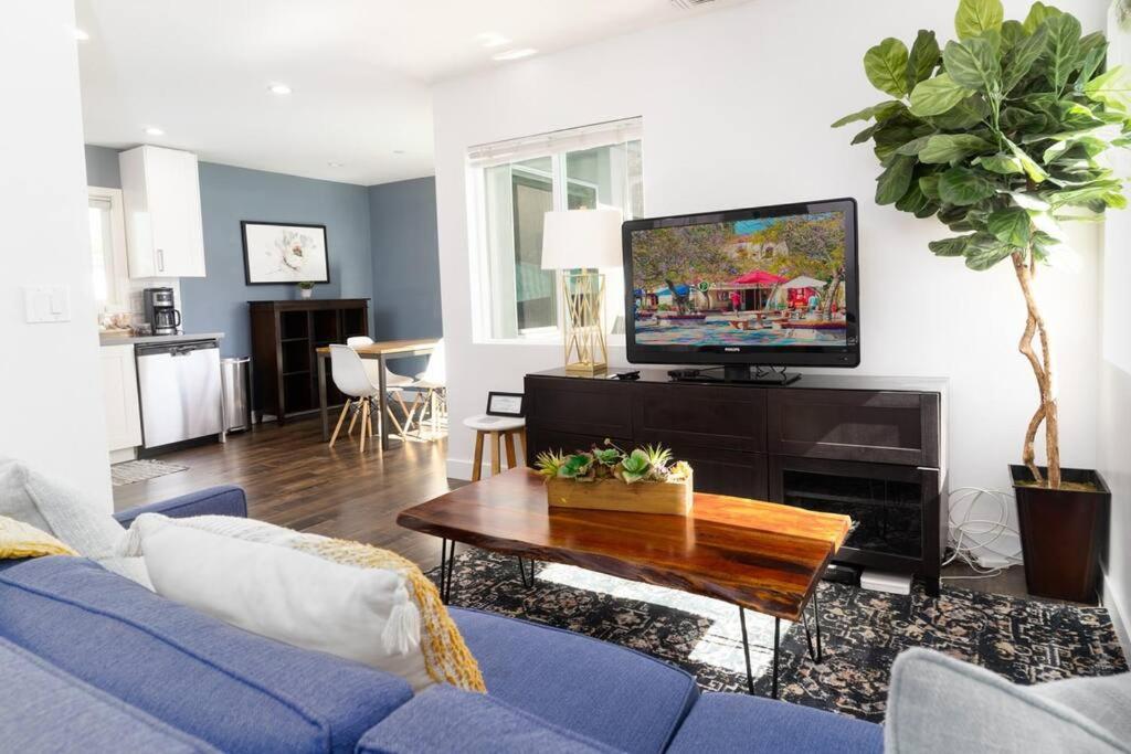 North Park Retreat! Trendy & Tranquil 2br/2ba *