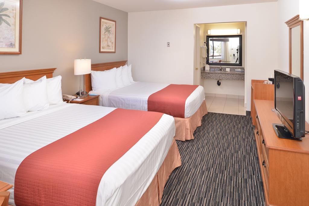 Hotel Pleasant 3*