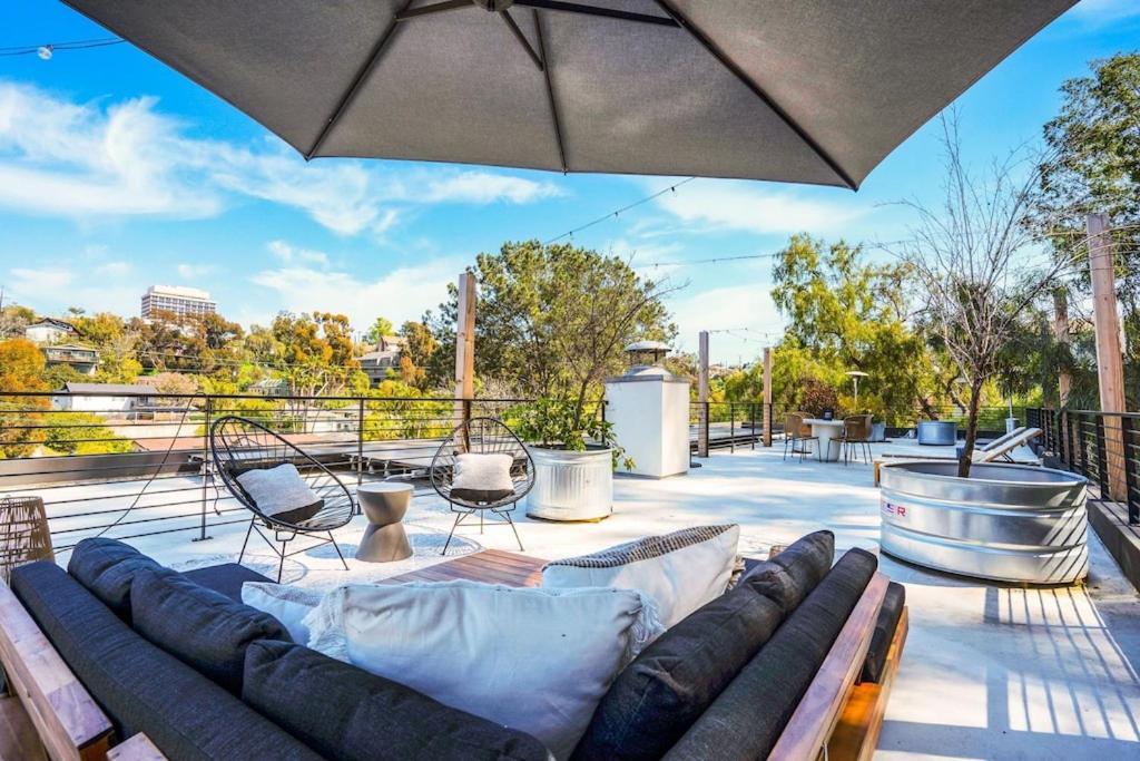 Experience Eco-luxury At Its Finest - Centrally Located Clea House In San Diego! Holiday home San Diego