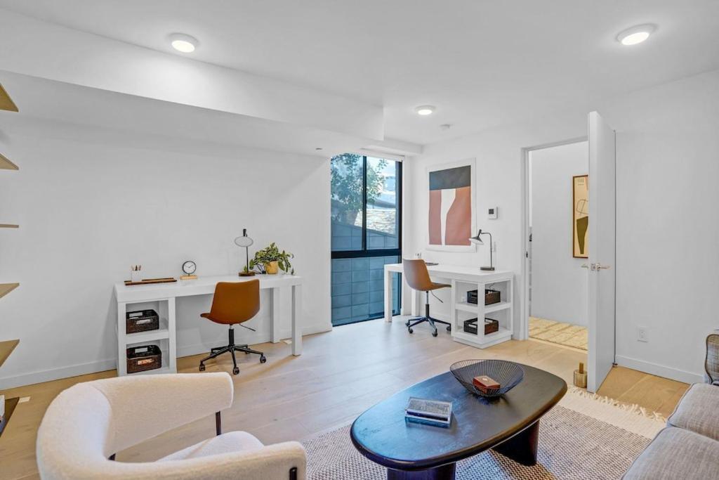 Experience Eco-luxury At Its Finest - Centrally Located Clea House In San Diego! Holiday home San Diego