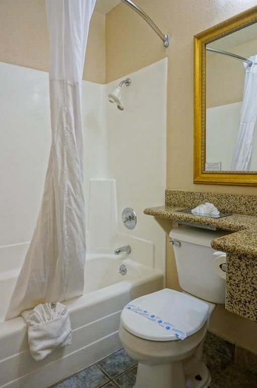 Days By Wyndham Mission Valley-sdsu 2*