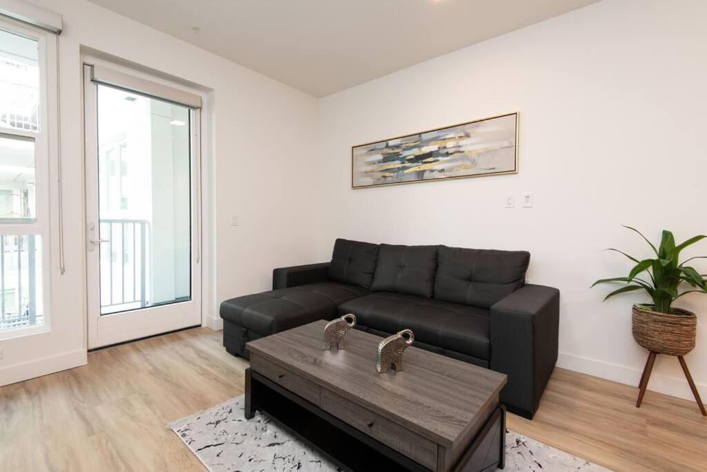 Lux With Rooftop Pool By Petco Park And Convention Center 41 Apartment San Diego