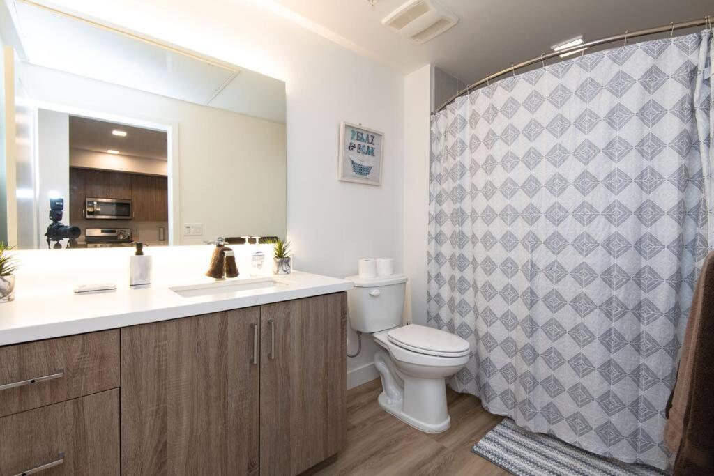 Lux With Rooftop Pool By Petco Park And Convention Center 41 Apartment San Diego