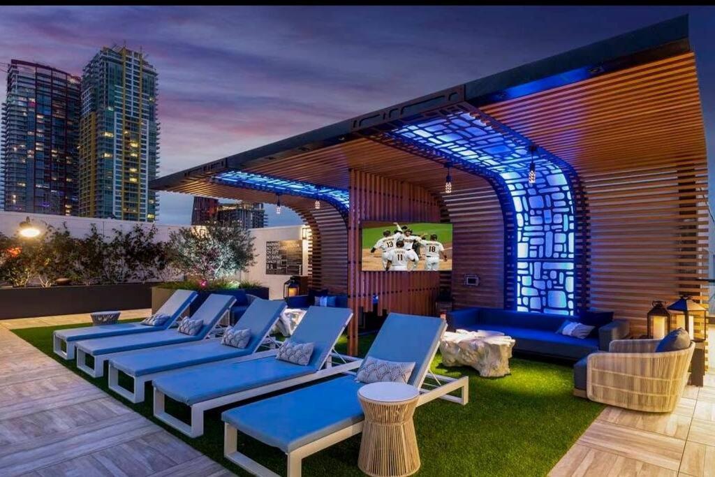 Apartment Lux With Rooftop Pool By Petco Park And Convention Center 41