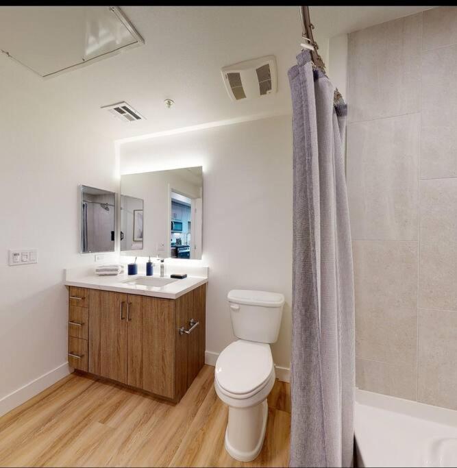 Lux With Rooftop Pool By Petco Park And Convention Center 41 *