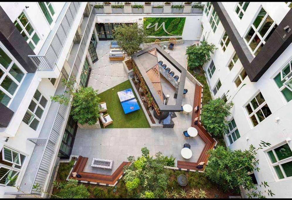 Lux With Rooftop Pool By Petco Park And Convention Center 41 San Diego