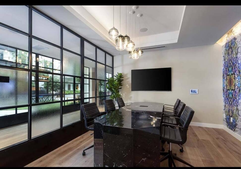 Lux With Rooftop Pool By Petco Park And Convention Center 41 * San Diego