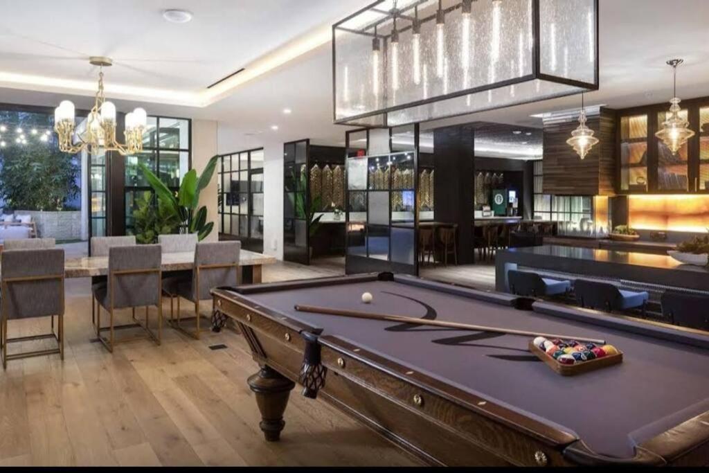 Lux With Rooftop Pool By Petco Park And Convention Center 41 Apartment *