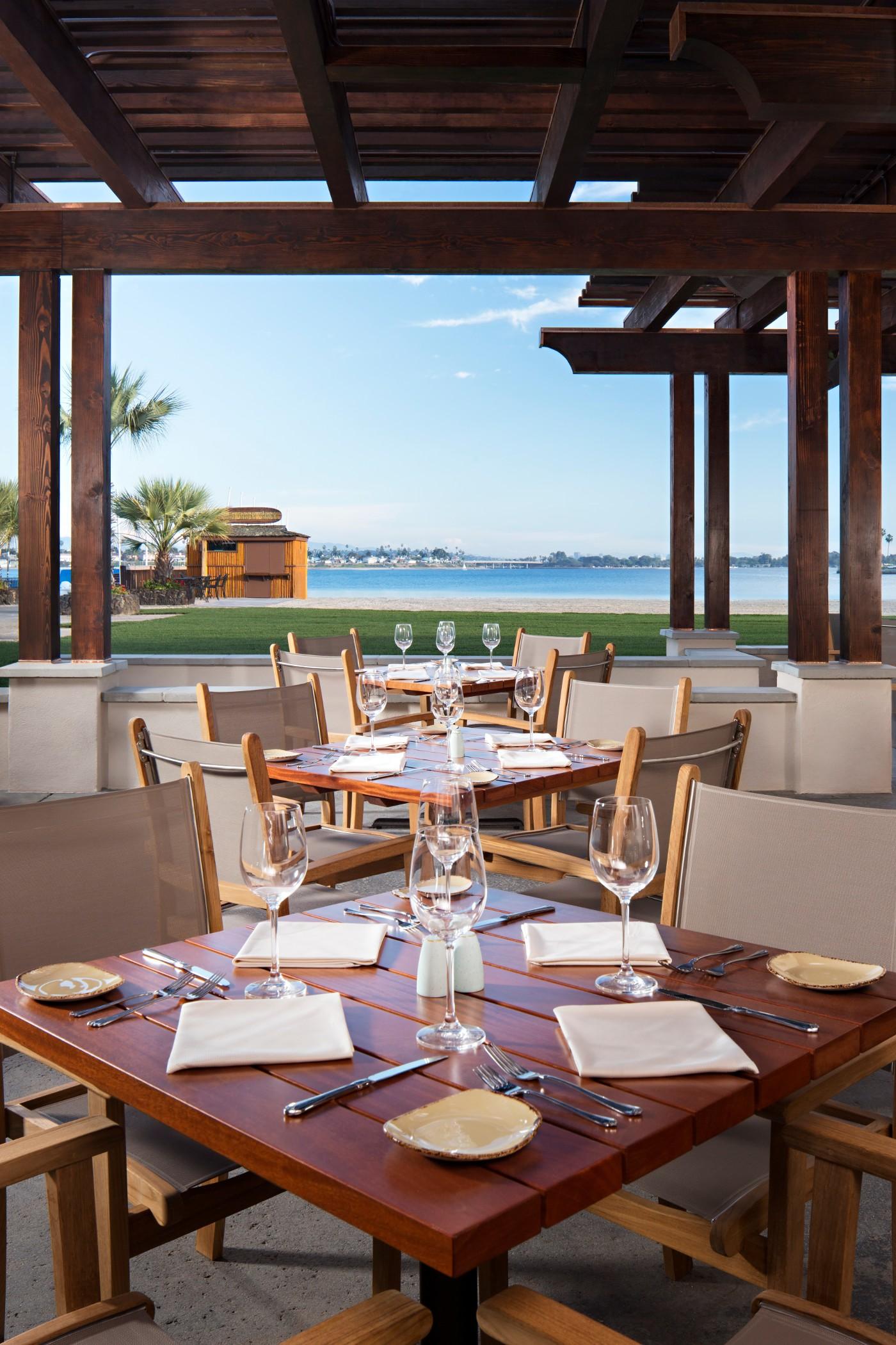 Hotel Catamaran And
