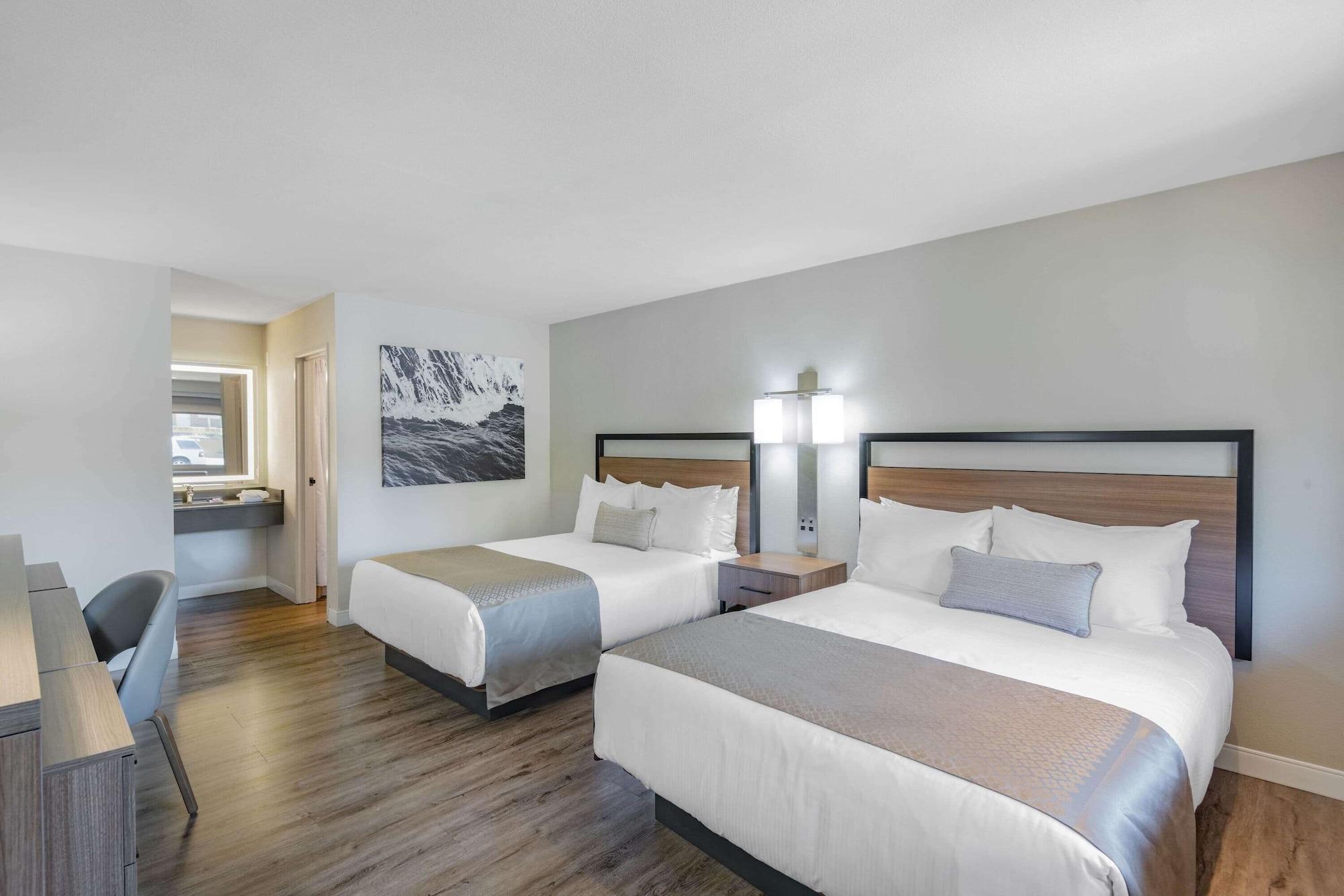 Wyndham Garden Hotel