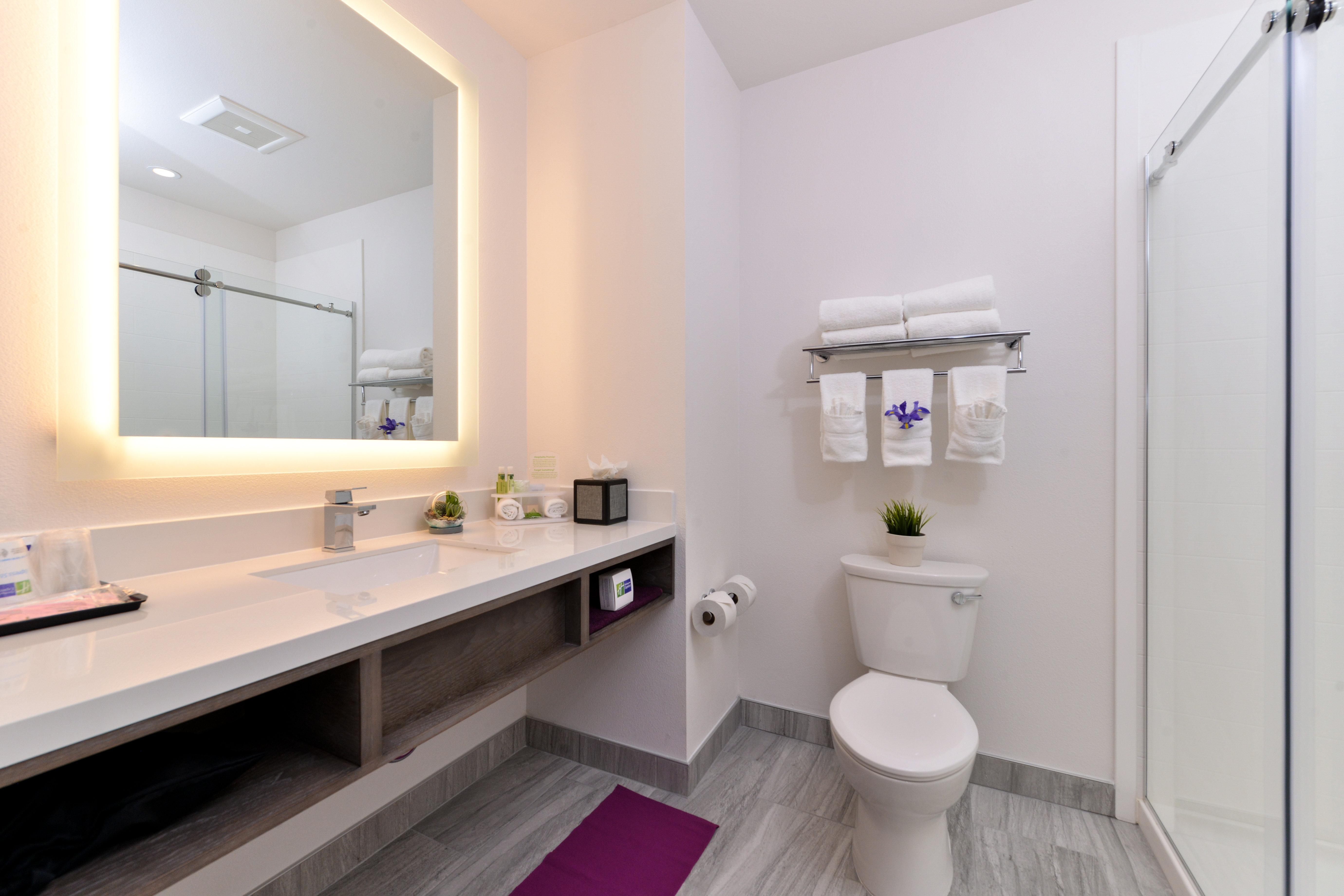 Express & - Mission Valley By Ihg