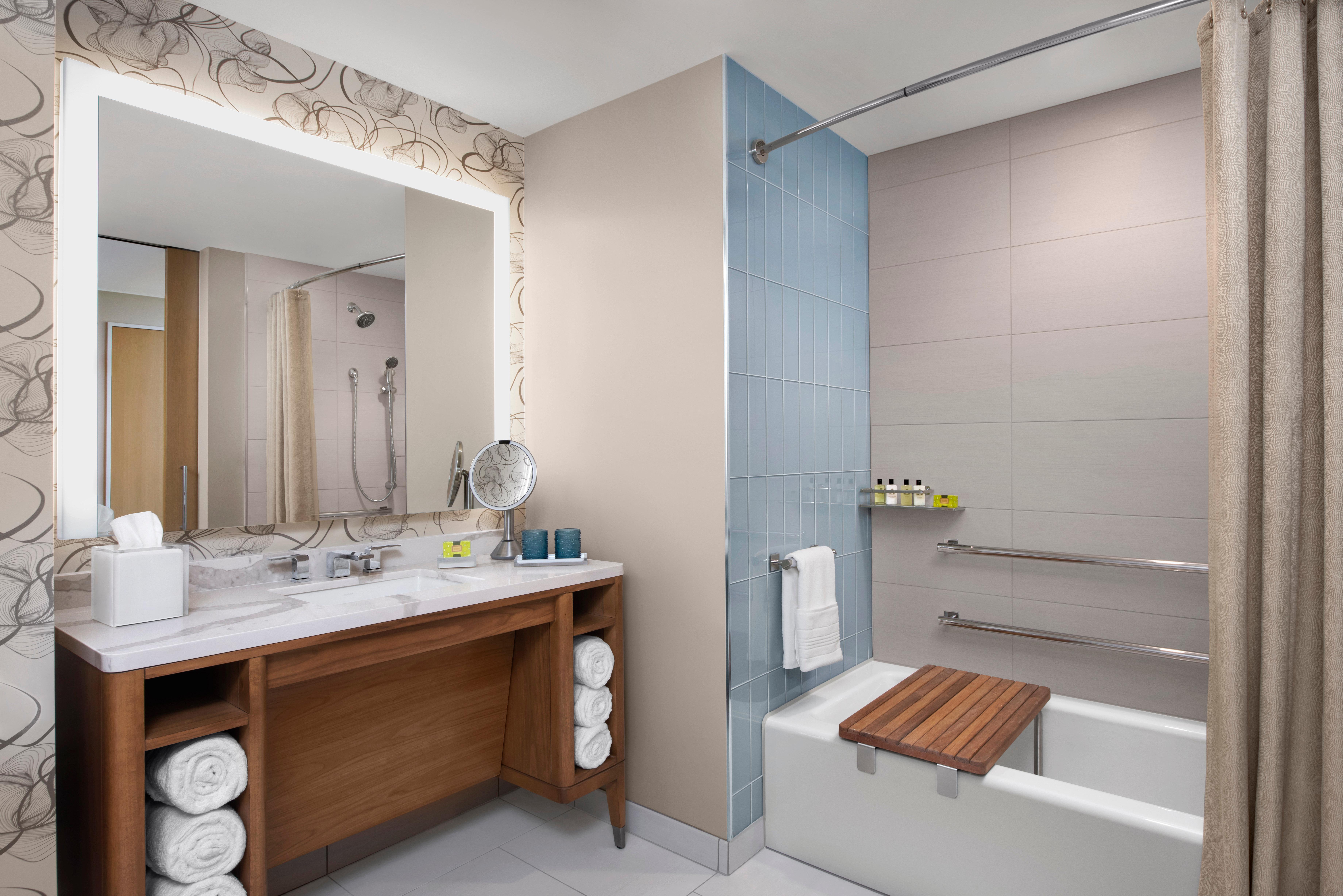 Intercontinental By Ihg Hotel 4*