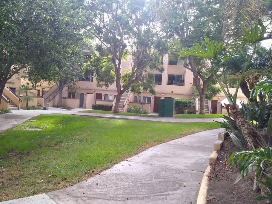 Corner 2-story One Bedroom La Jolla San Diego