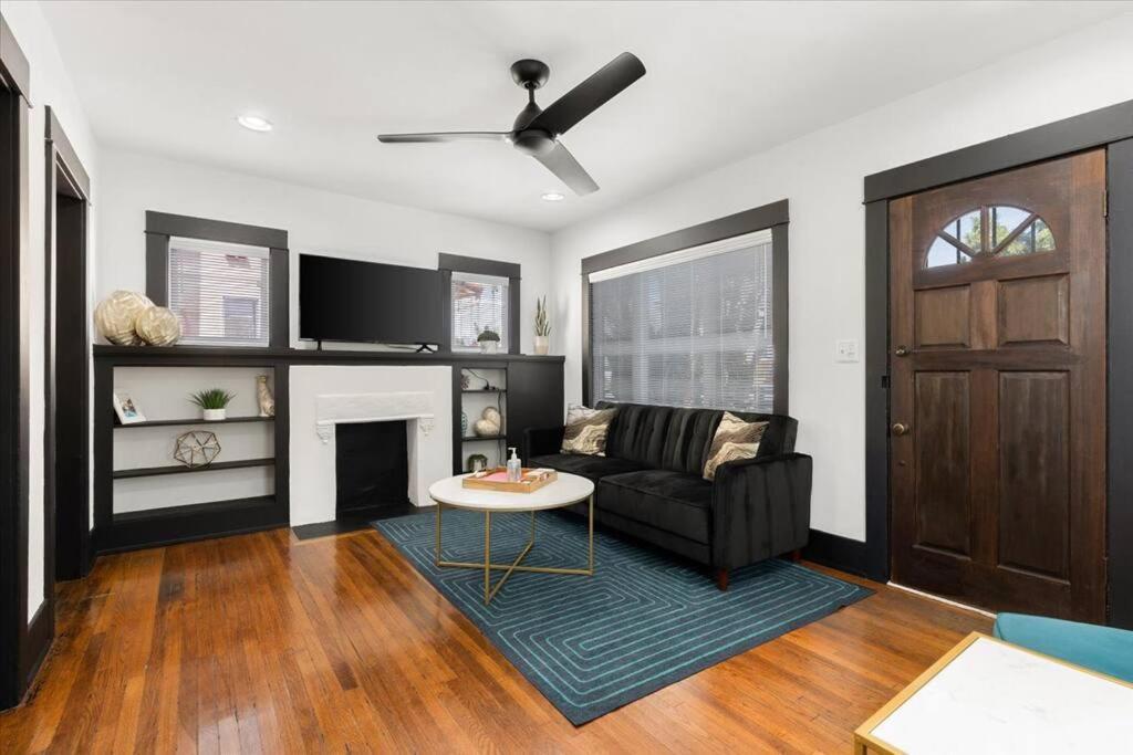 Craftsman Bungalow- University Heights 2br *