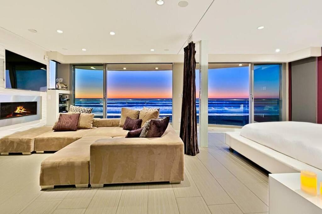 Holiday home Crown Jewel In Mission At Ocean Front Walk